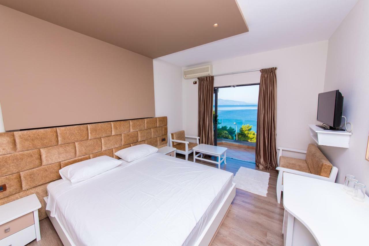 New Heaven Hotel Sarandë Eksteriør bilde